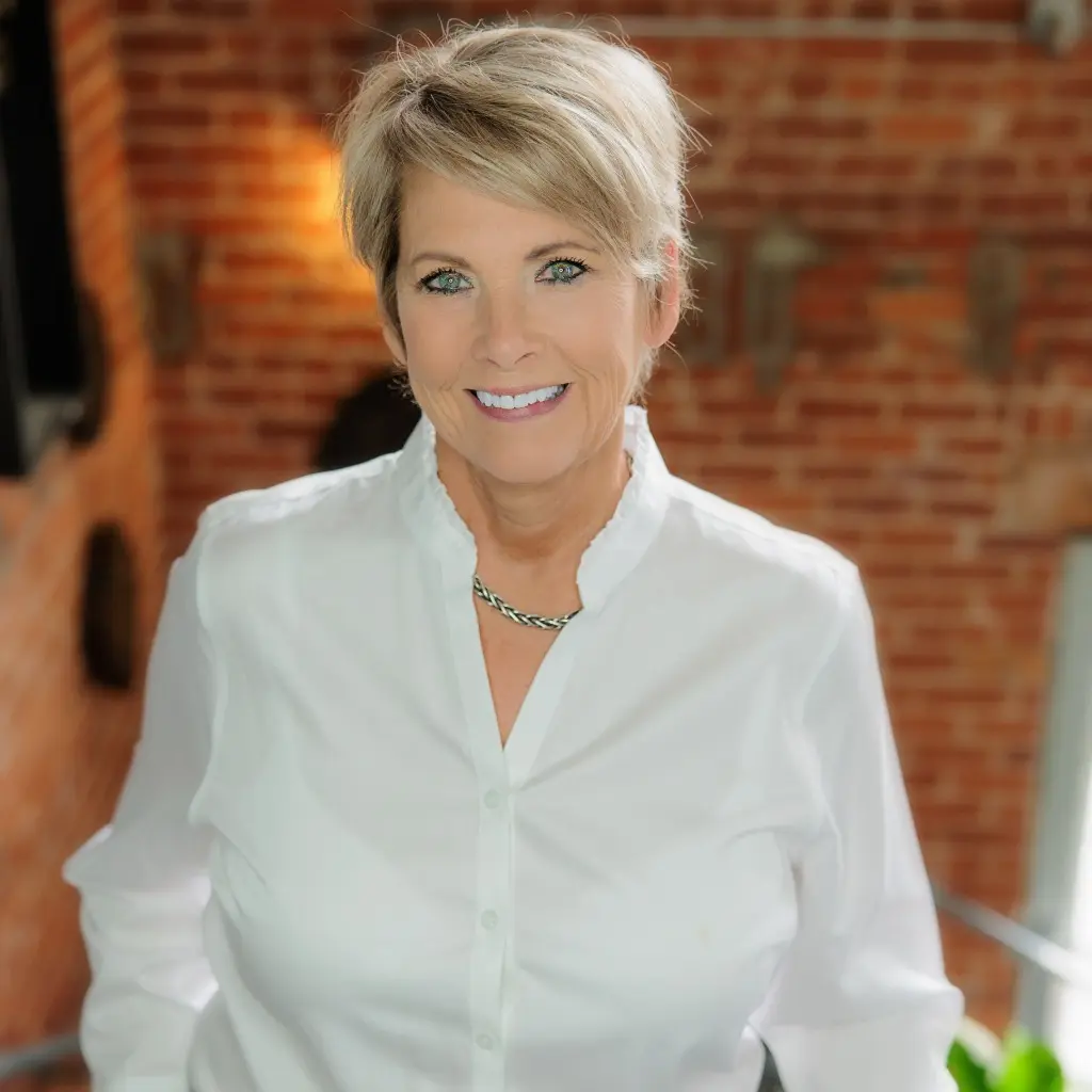 Agent Laurie Hailey