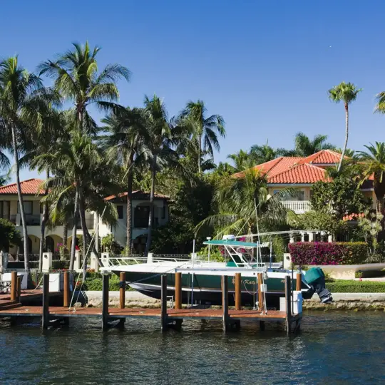 Average Home Price: ~$5.5M
 Vibe: Exclusive, tranquil, and prestigious.
Special Features: Gated waterfront community with deepwater dockage, lush landscaping, and proximity to Las Olas Boulevard and the beach.
 Proximity: Near Las Olas Boulevard and Fort Lauderdale Beach.
Historical Fact: Developed in the 1920s as part of Fort Lauderdale’s early expansion, attracting affluent residents seeking luxury waterfront living.