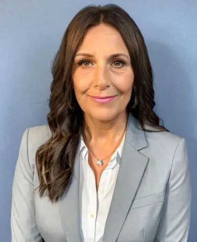Agent Debbie Neal