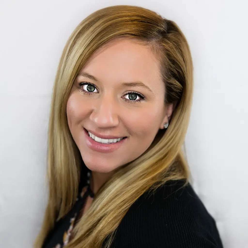 Agent Emily Simpson