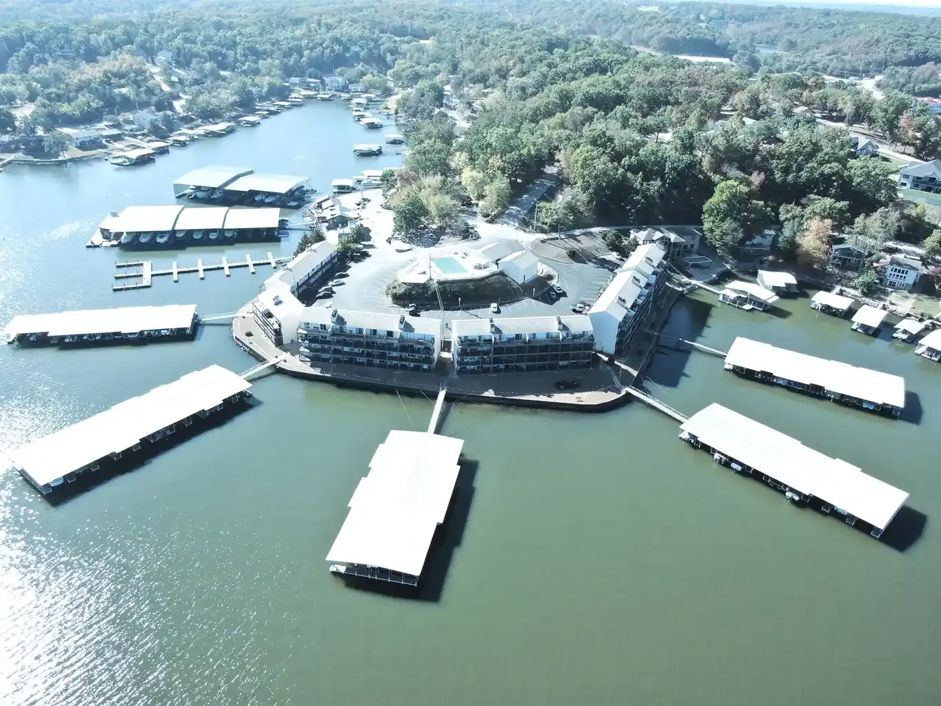 Four Seasons, Missouri Four Seasons is a lakeside community located along the Lake of the Ozarks, offering convenient access to outdoor recreation, dining,...