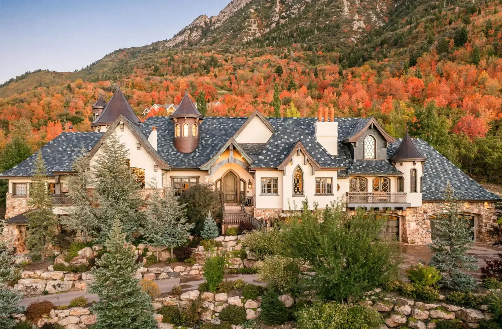 REALHUB is on fire today