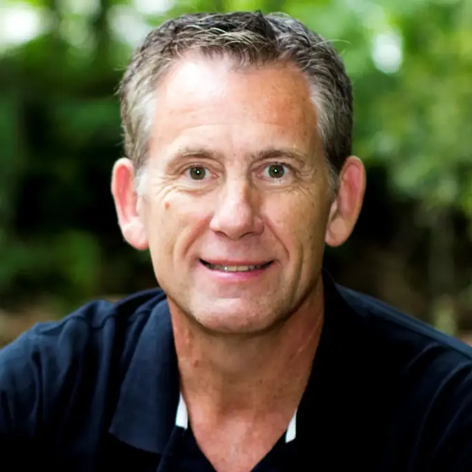 Agent Steve MacGray