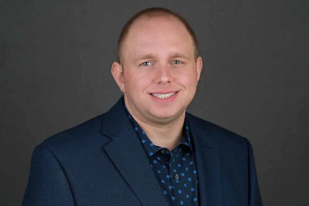 Agent Austin Lape