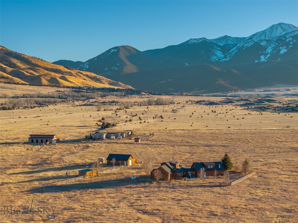 Elbow Creek - Land