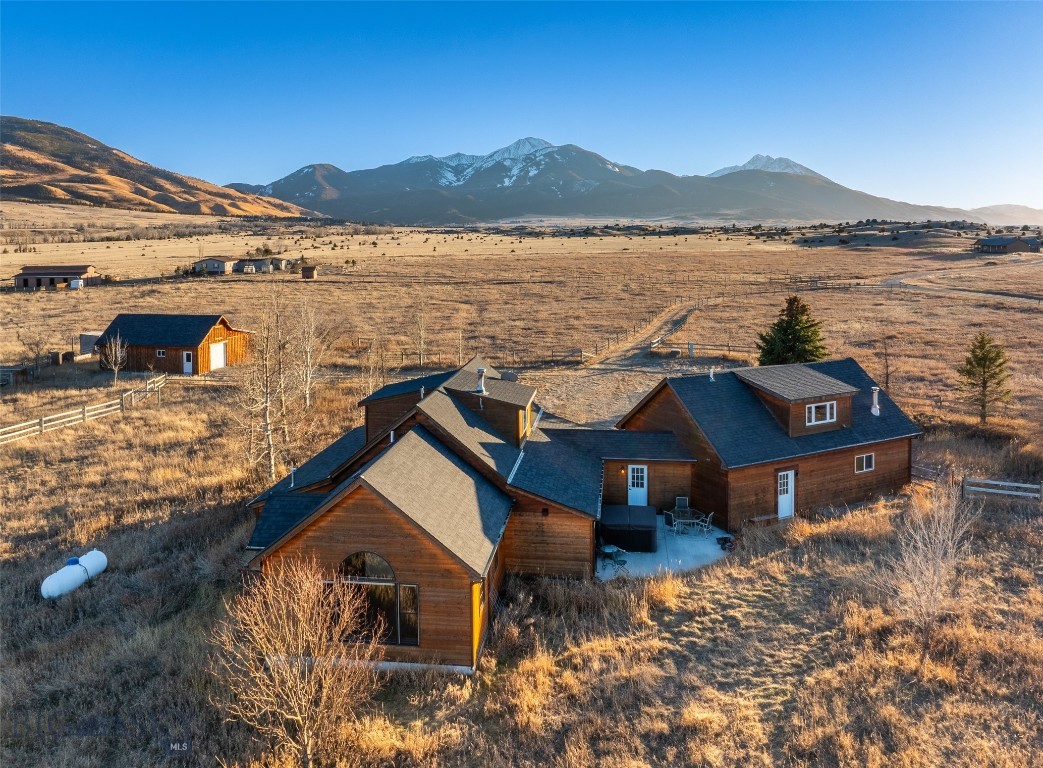 Elbow Creek - Land