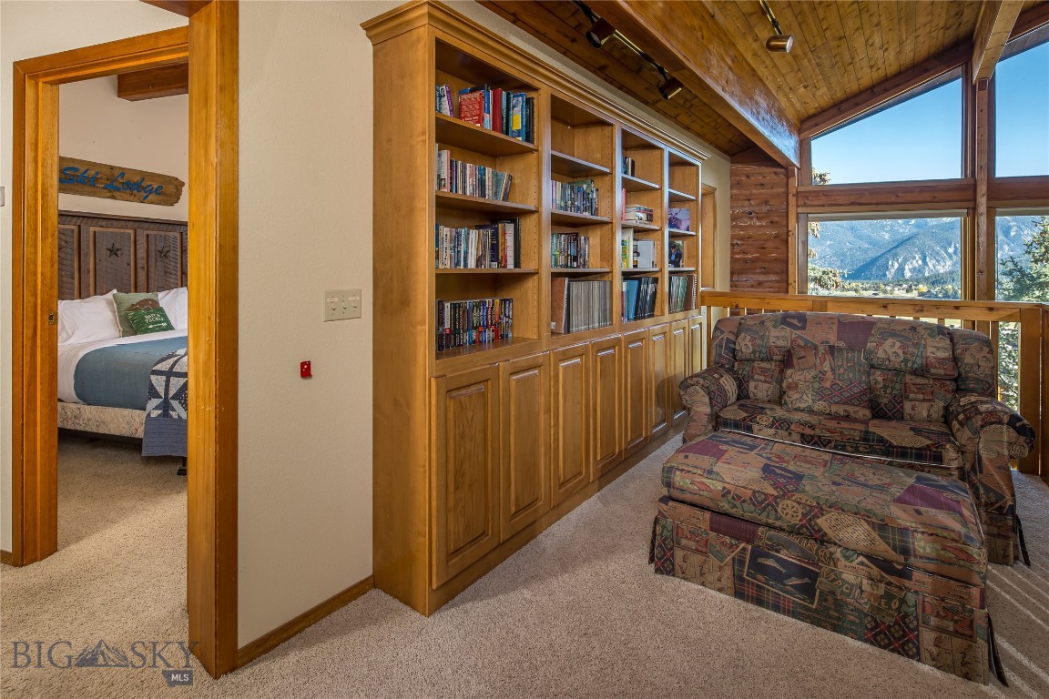 Sweetgrass Hill - Residential