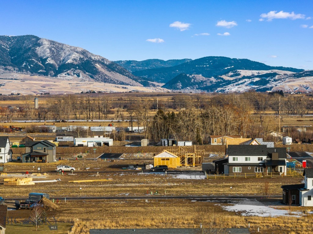 Gallatin Meadows - Land