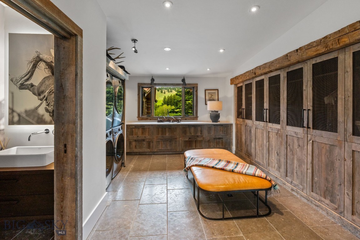 Aspen Meadows - Residential