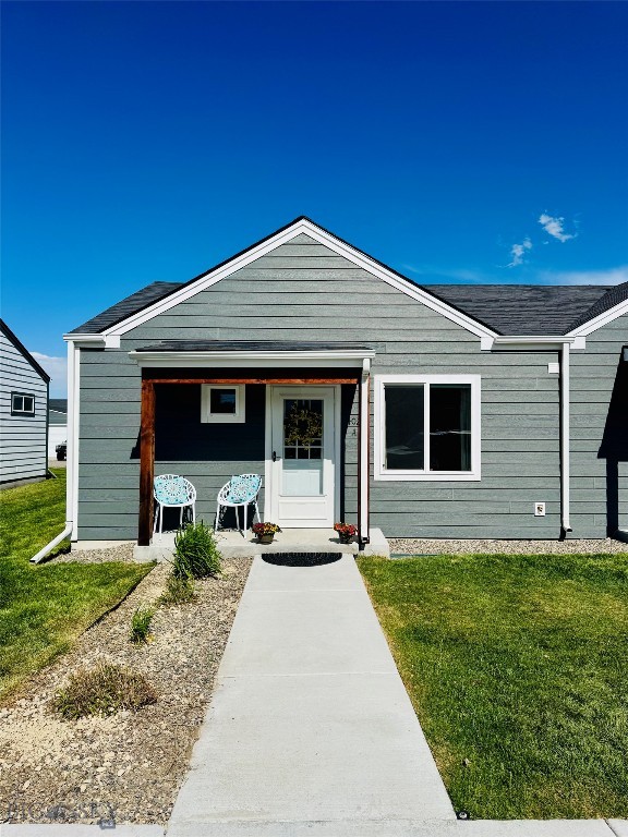 Stunning End-Unit Townhome! 

Welcome to this meticulously maintained and completely move-in-ready end-unit townhome. Boasting extra windows and exceptional natural light, this home features an airy, open feel with soaring vaulted ceilings, updated lighting, and brand-new blinds throughout the entire house.

Modern updates include a refreshed kitchen sink and a beautifully updated bathroom complete with a new toilet, lighting, and mirror. Convenience meets security with a secure keypad entry, front and back storm doors, and an attached garage featuring a newly installed power door and opener. The dedicated laundry room offers fantastic extra storage with built-in cabinets.

Perfectly situated for both daily commuting and weekend adventures, this premier Montana location offers quick access to the vibrant culture of Bozeman and the world-class outdoor recreation of Yellowstone. Don't miss out—schedule your tour today!