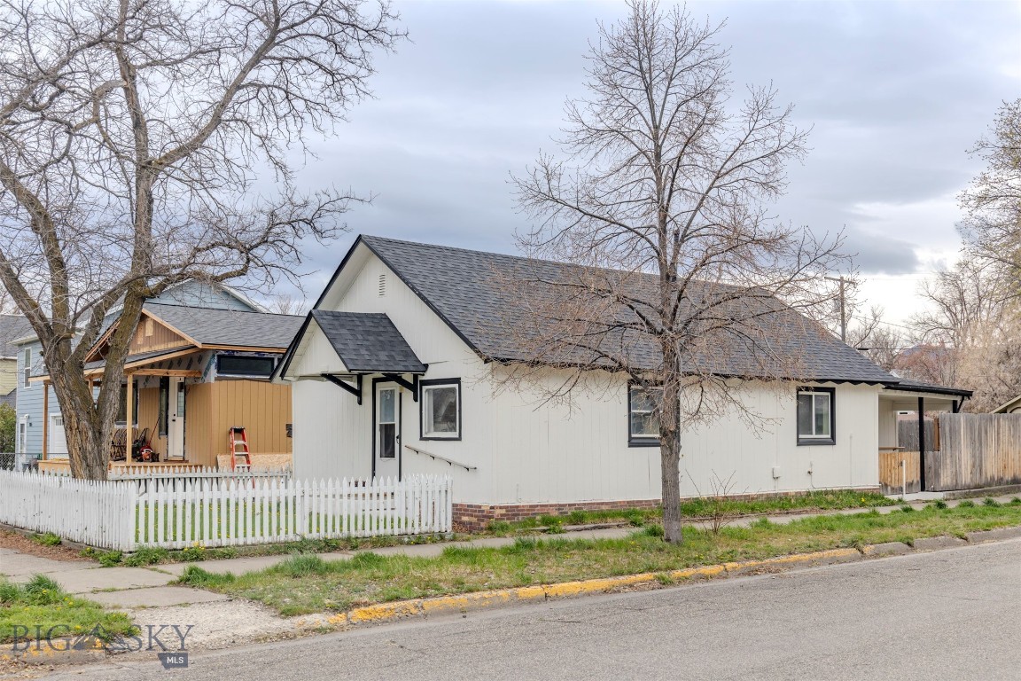 This home presents a great opportunity for investors or buyers looking to build equity. Great location, small enough project not to be too overwhelming. 
Water damage to this 971 square foot single level home built in 1948 has 2 bedroom and 1 bath resulted in walls and flooring being removed as well as the bathroom being gutted.
Positives include a newer roof, fresh exterior paint, a large mudroom-laundry room and a desirable location with tons of charm,  a fenced front yard and privacy fenced back yard with a 12X20 storage shed in place.
Your project will no doubt include new flooring, wall rebuilding, complete bathroom reconstruction, reconnecting the gas furnace and a hot water heater.  The bathroom has been fully gutted, with fixtures still on site should you desire to use them.  Damage was caused by an undetected slow leak in a water heater. With some work, this property has the strong potential to shine again. Check with your lender before setting up a showing to see if they have a loan program for a project house.