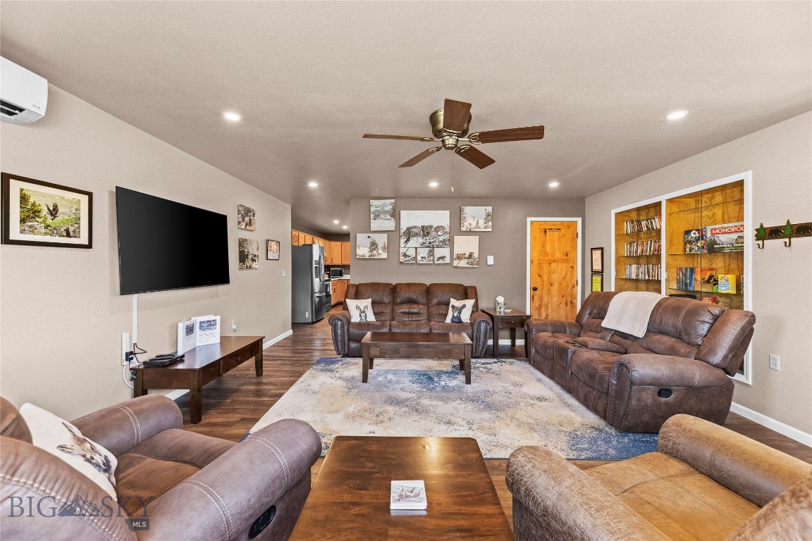 Sportsmans Retreat - Residential