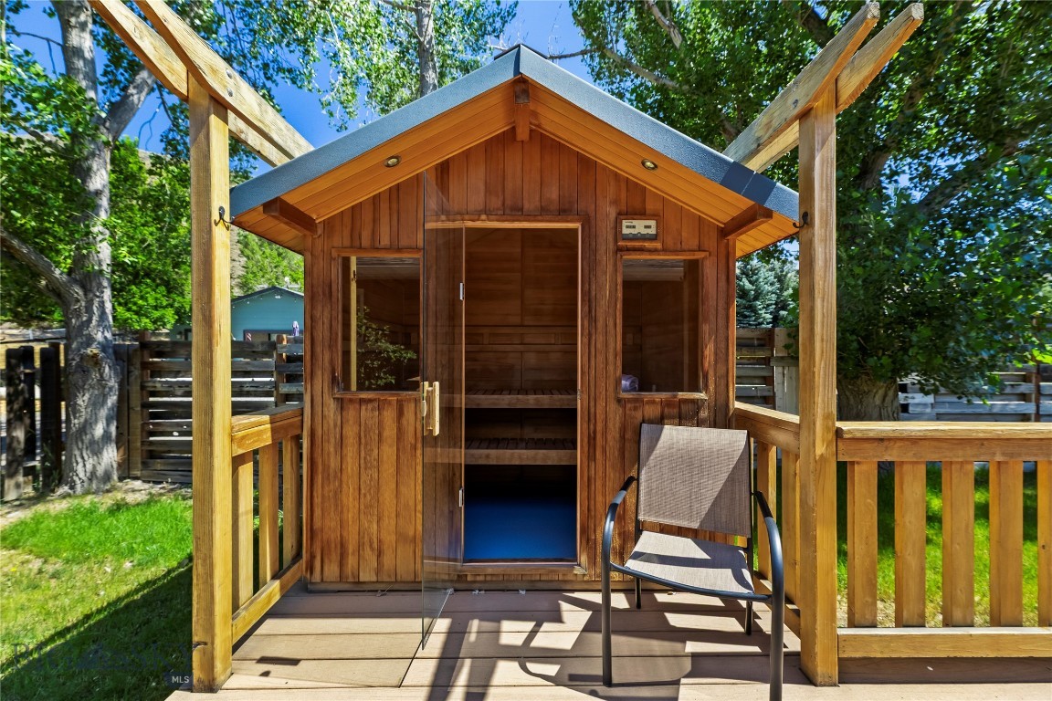 Sportsmans Retreat - Residential