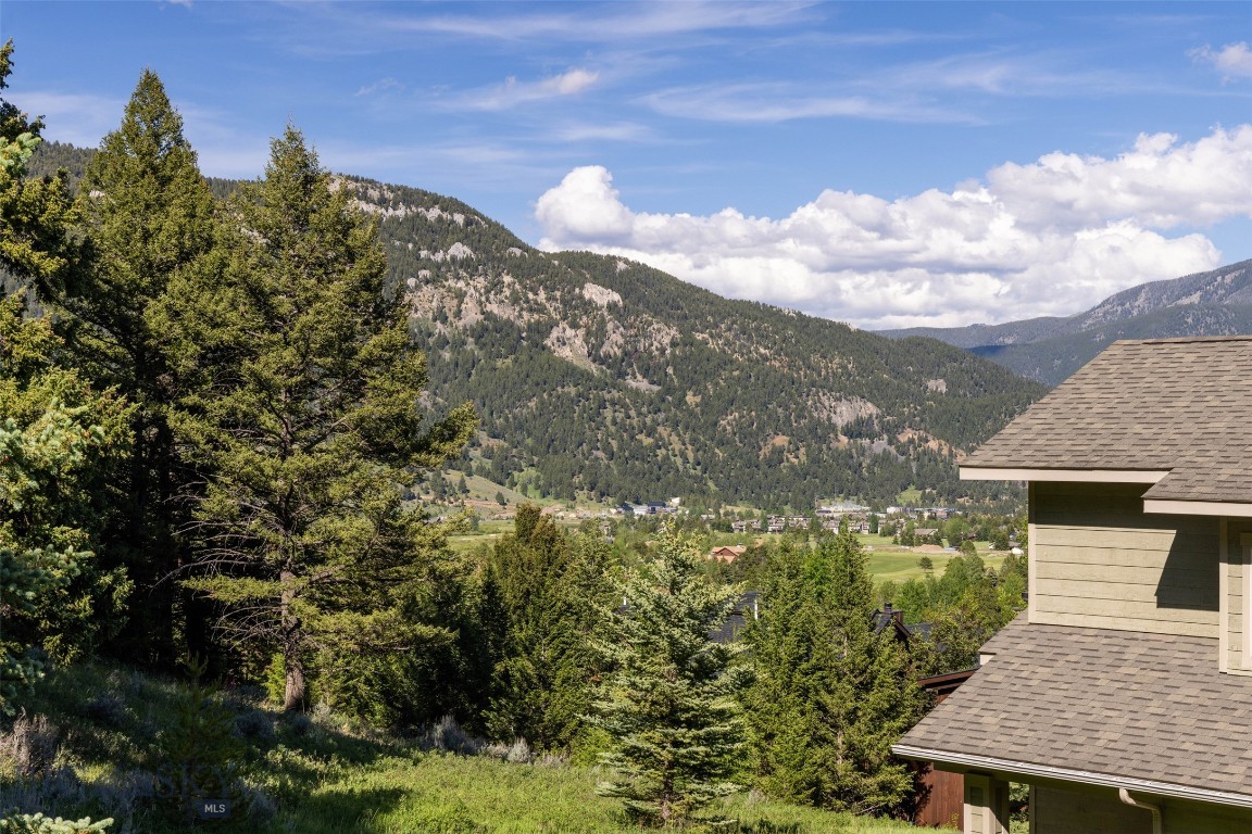 Deer Run Condos - Residential