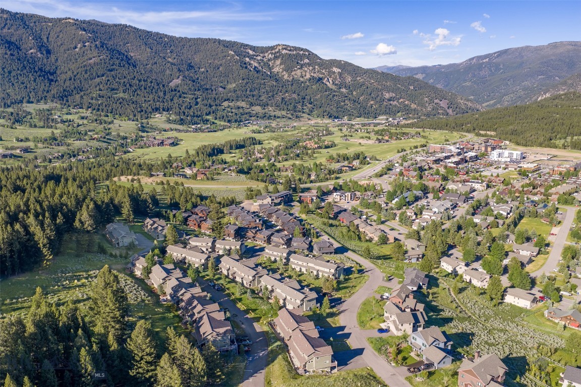 Deer Run Condos - Residential