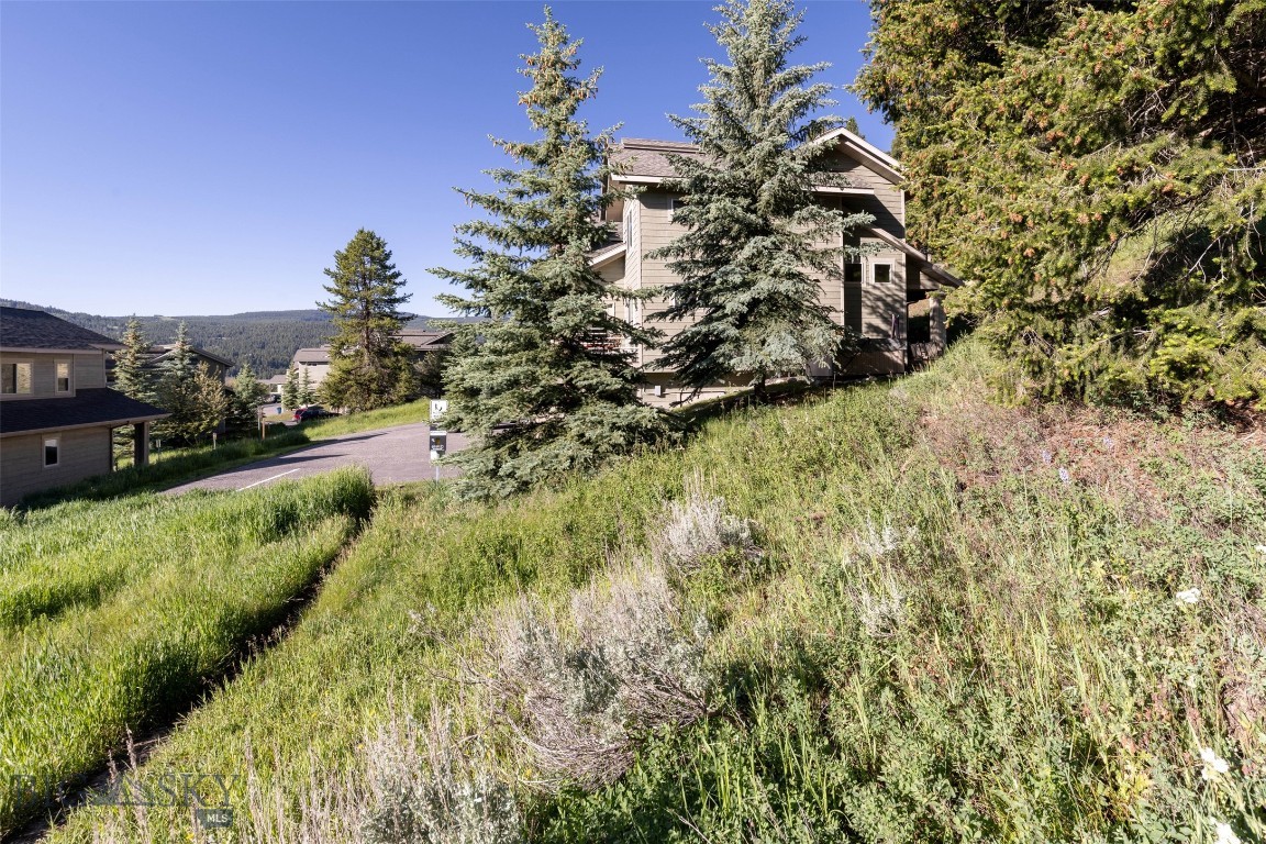 Deer Run Condos - Residential