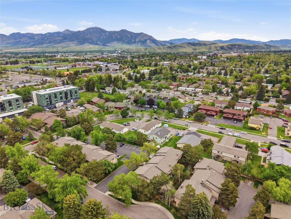 Cedarwinds Condo - Residential