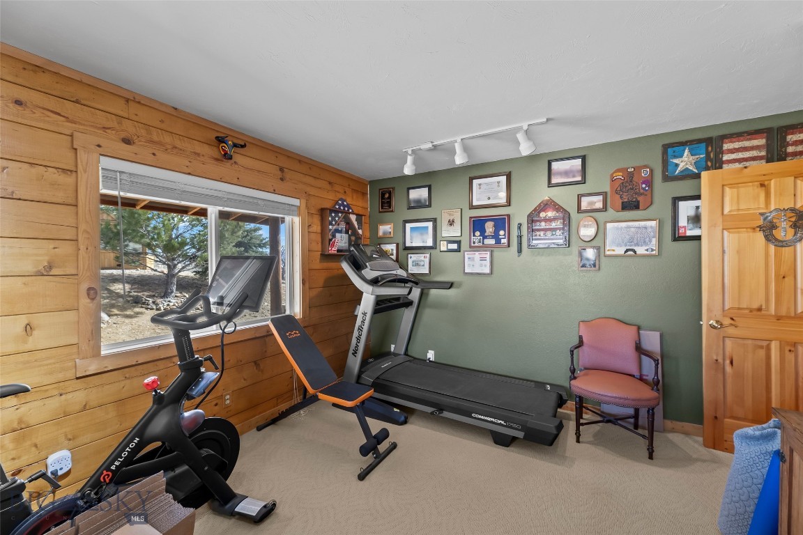 Shining Mountain Unit I - Residential