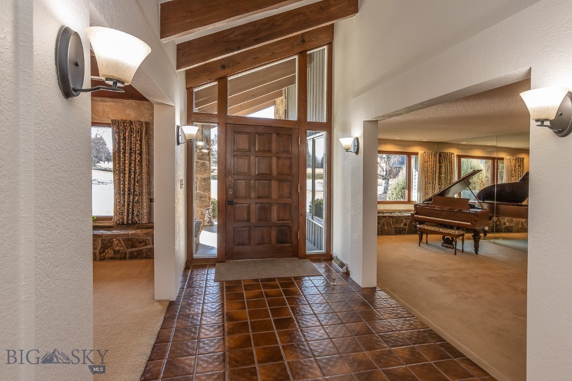 Riverside Manor - Residential