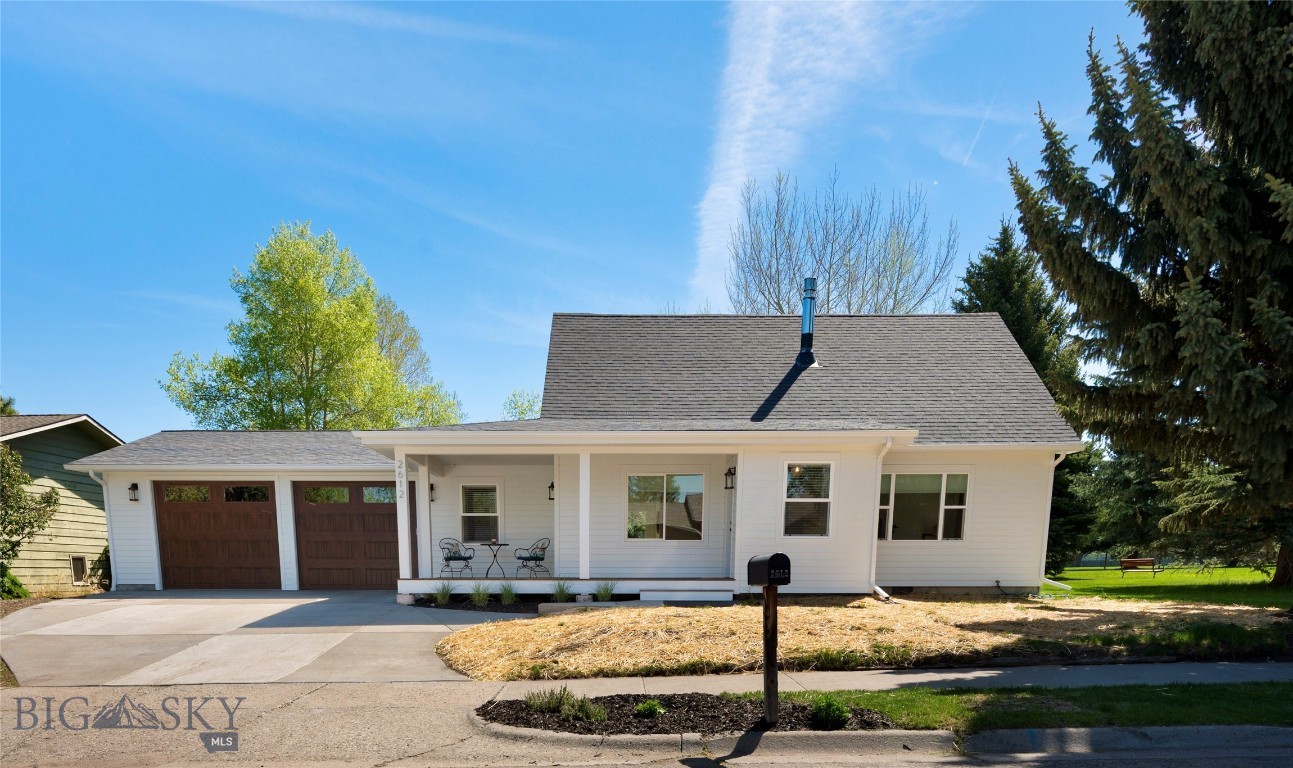 2612 Westridge Drive has been thoughtfully reimagined from top to bottom, bringing fresh style, warmth, and modern function to a beloved Southside Bozeman setting. Completely renovated throughout in 2025, this 3-bedroom, 2.5-bath home now lives with a much more intentional layout, including a full main-level primary suite with a beautifully finished luxury bath.
The updated floor plan adds charm and ease to everyday living, while two sets of rear patio doors create a natural connection to the backyard, turning it into a private-feeling outdoor sanctuary surrounded by mature evergreens. Inside, the home feels bright, inviting, and nearly new, with carefully chosen details that give it character instead of that “builder-basic box” feeling.
Set beside Jarrett Park in a cozy, established neighborhood with no covenants, this home offers the best of Southside Bozeman living with close proximity to Morning Star Elementary, Sacajawea Middle School, trails, parks, and everyday conveniences. With 1,633 square feet of updated living space, timeless charm, and a hard-to-beat location, this is a rare opportunity to enjoy the feel of a newly refreshed home in one of Bozeman’s most sought-after areas. A full list of this properties extensive updates available upon request.