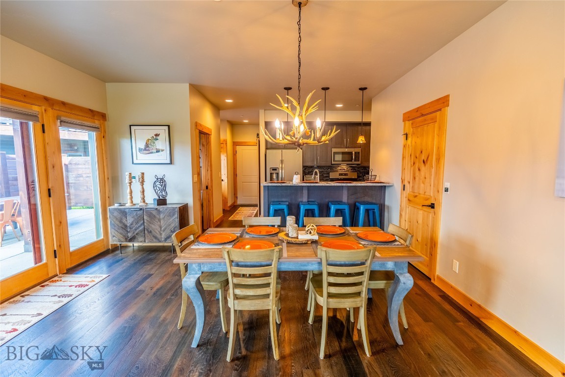 Essentia Condo - Residential