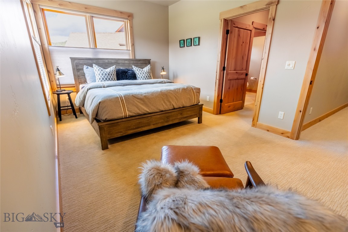 Essentia Condo - Residential