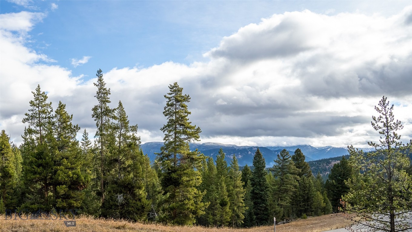 Ranches Neighborhood - Land