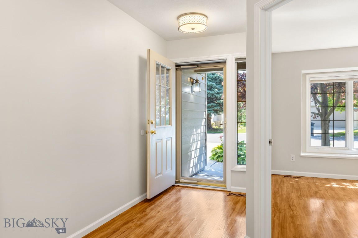 Willowbrook Condo - Residential