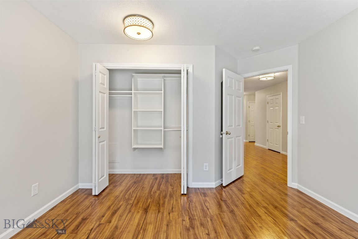 Willowbrook Condo - Residential