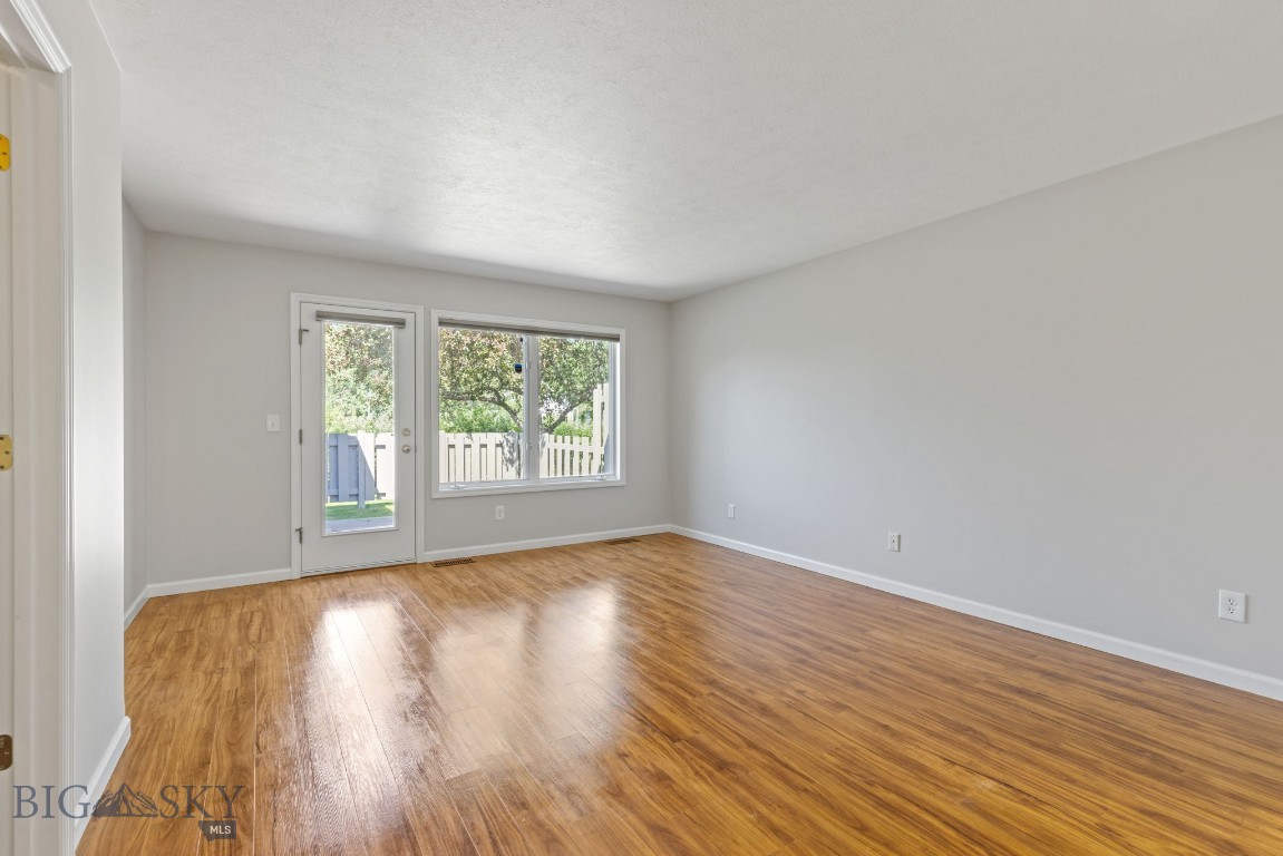 Willowbrook Condo - Residential