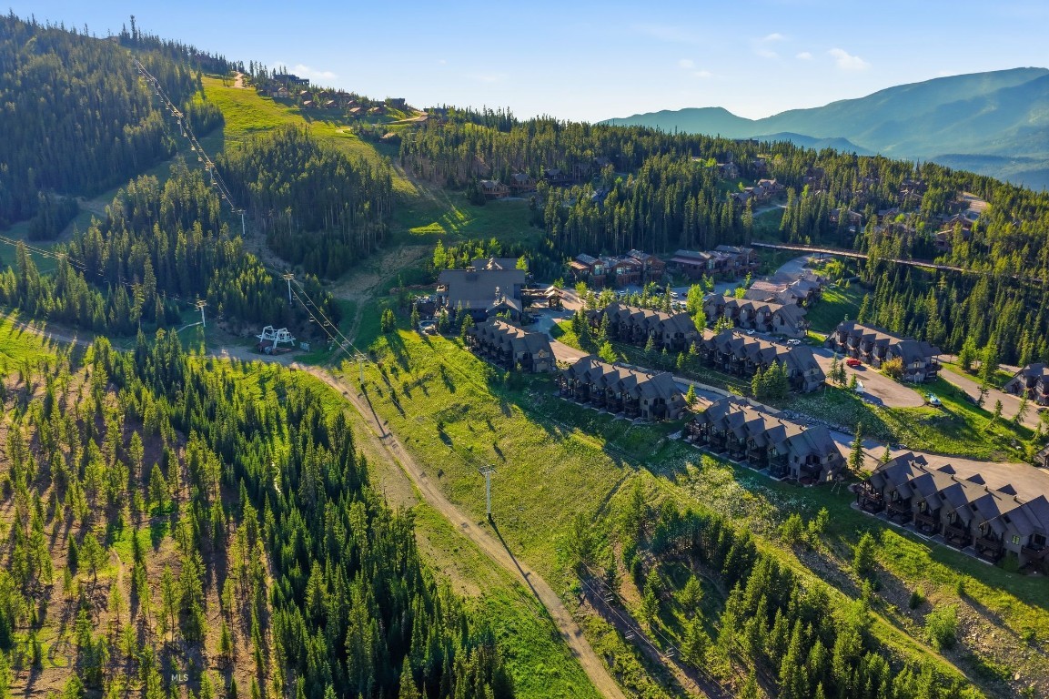 Saddle Ridge Townhomes - Residential