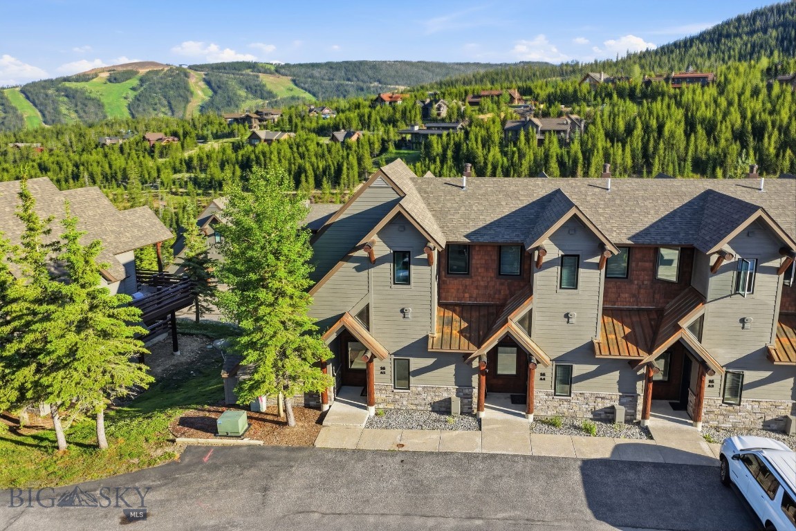 Saddle Ridge Townhomes - Residential