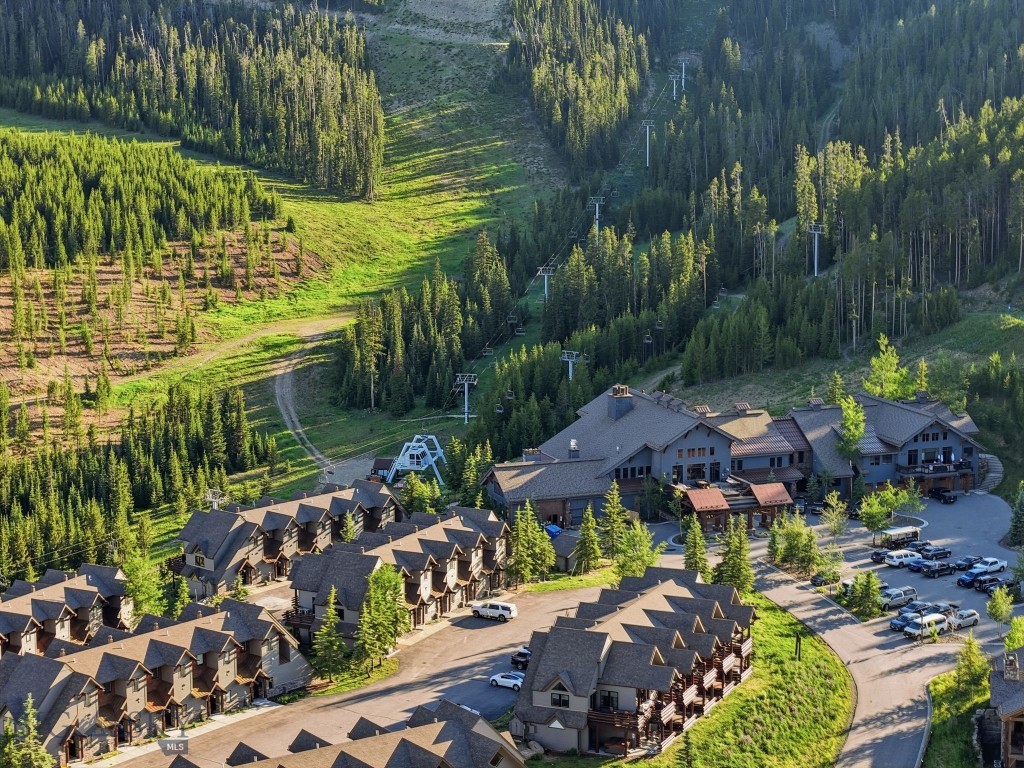 Saddle Ridge Townhomes - Residential