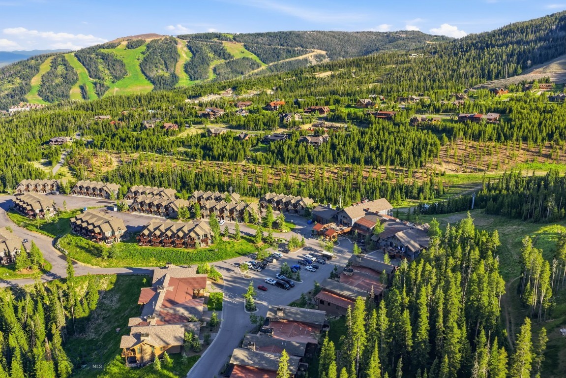 Saddle Ridge Townhomes - Residential