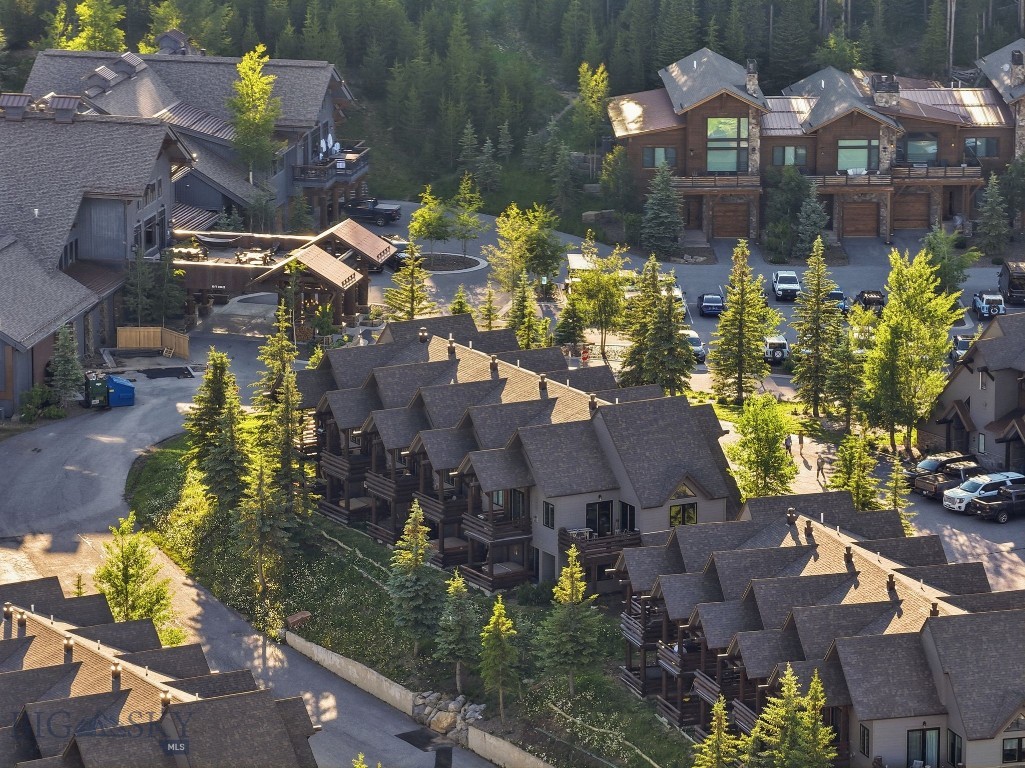 Saddle Ridge Townhomes - Residential