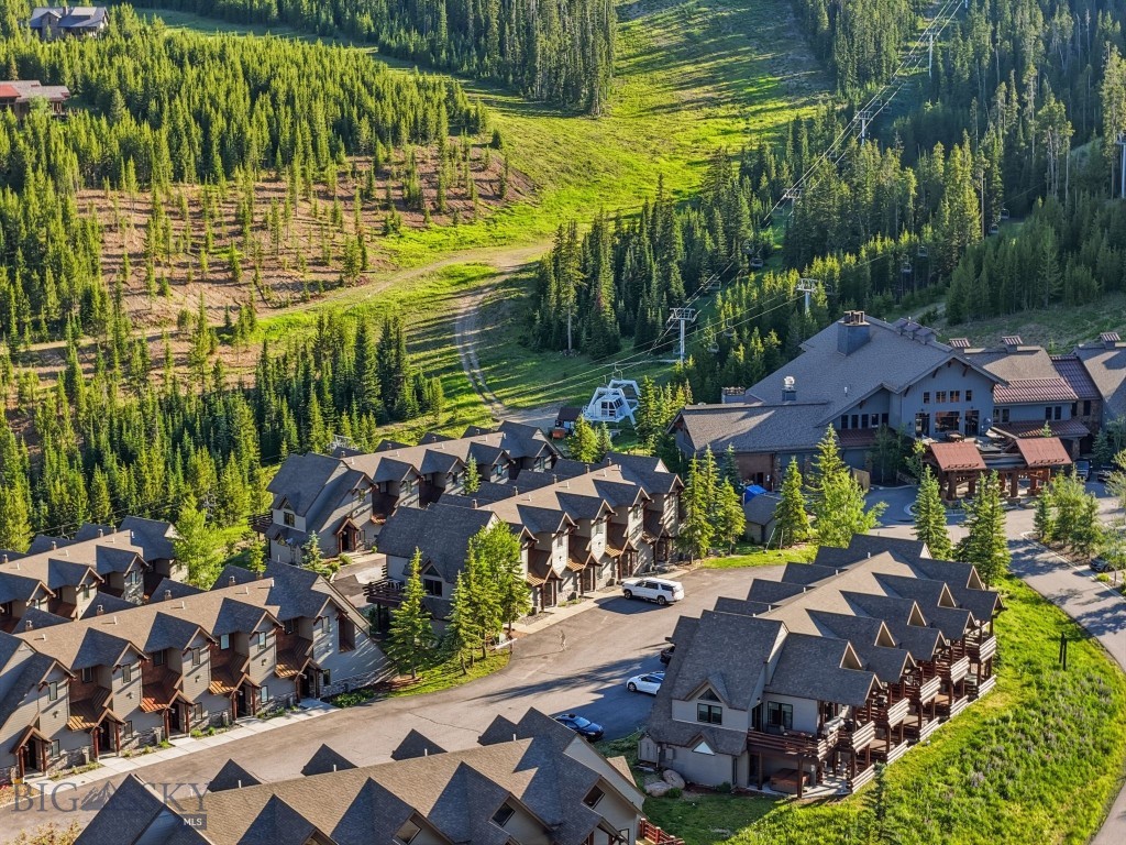 Saddle Ridge Townhomes - Residential