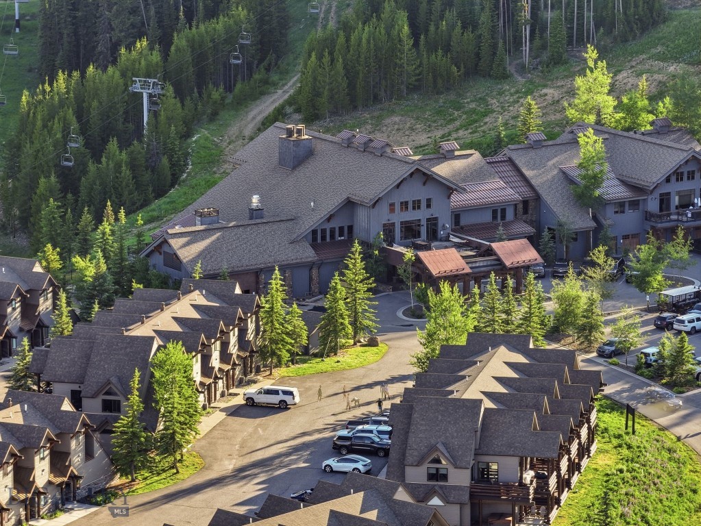Saddle Ridge Townhomes - Residential