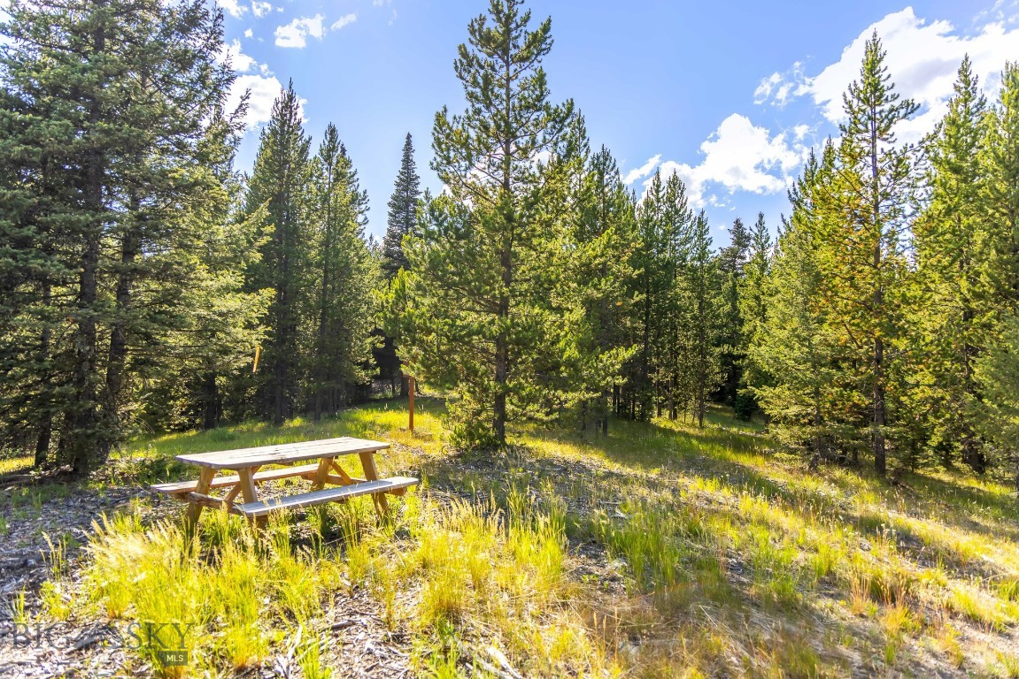 Ranches Neighborhood - Land