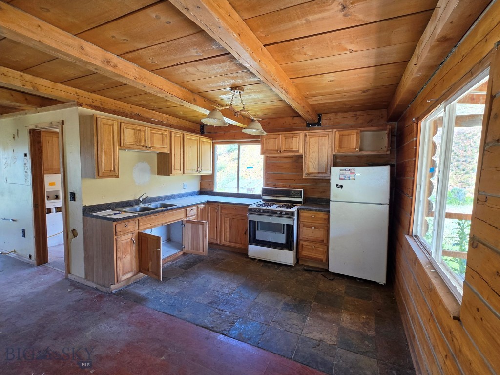 Ponderosa Pines - Residential