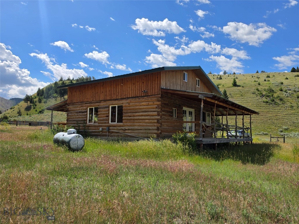 Ponderosa Pines - Residential