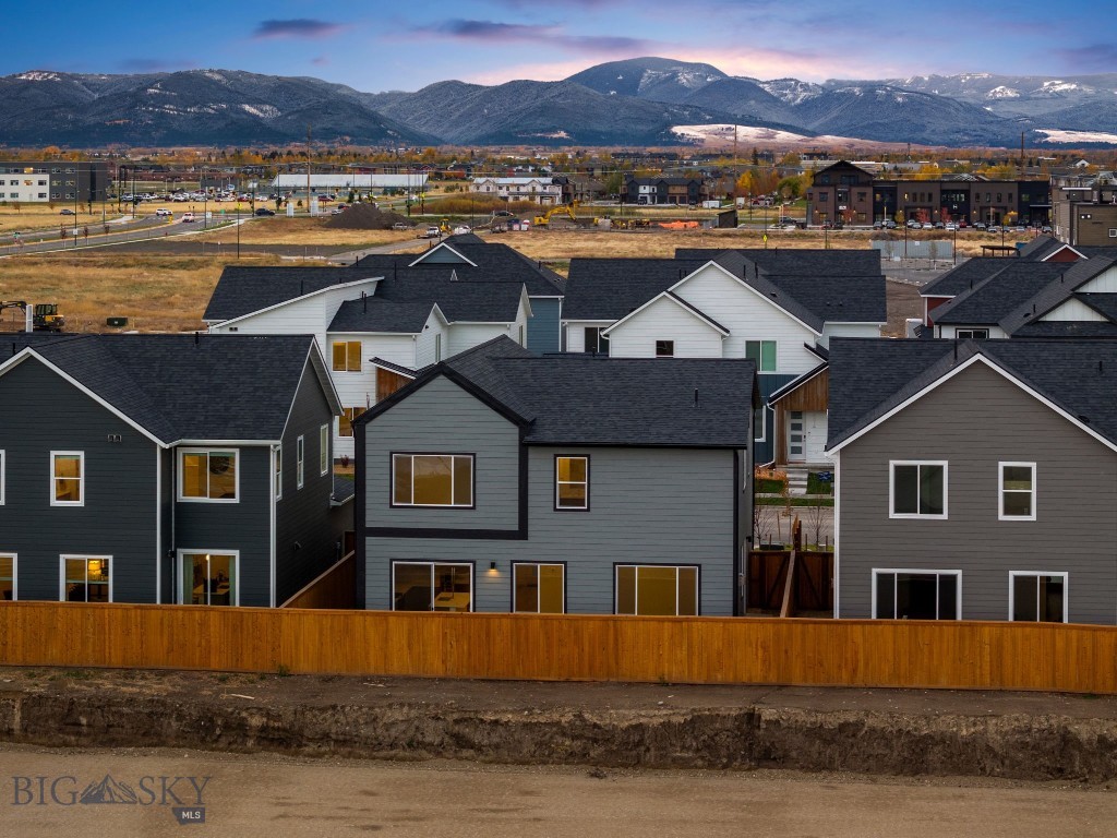 Northwest Crossing - Residential