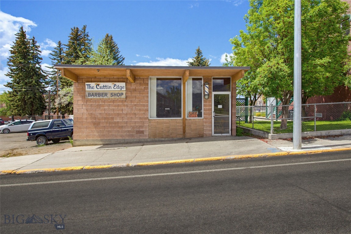 For 40 years, this building was home to The Cuttin Edge Barber Shop, a familiar part of the neighborhood and a place where generations of customers walked through the door. Now it's ready for its next chapter.

Built in 1964, this standalone commercial building offers a simple, functional layout with large front windows, excellent visibility, and dedicated off-street parking located behind the building. The open interior provides a blank canvas for a variety of uses, whether you're looking to open a salon, barber shop, professional office, studio, retail storefront, service-based business, or create a workspace of your own.
Located within the URA District, the property is positioned in an area focused on investment and revitalization, offering opportunities for entrepreneurs, small business owners, and investors looking to establish a presence in a growing part of the community.
If you've been searching for a place to bring an idea to life, expand your business, or create something entirely new, this property offers the foundation to make it happen.