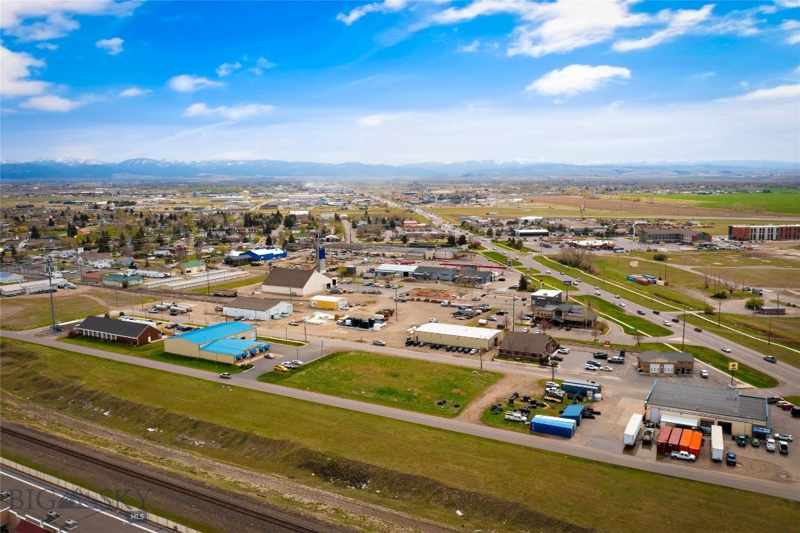 SterlingCRE Advisors is pleased to present a ±1.149-acre commercial parcel on Gallatin Farmers Avenue, which provides a rare leasing opportunity in one of the Bozeman-Belgrade metro area's most active and accessible commercial corridors. Located within Belgrade's Innovation District, the site benefits from a flexible zoning designation that accommodates a wide variety of business types, from technology and R&D to light manufacturing, flex warehouse, medical office, and more.

The parcel's proximity to the I-90 interchange (0.6 miles) and Bozeman Yellowstone International Airport (approximately 2.5 miles) positions tenants for seamless regional and national logistics. Gallatin Farmers Avenue is an established commercial street with growing demand driven by Belgrade's rapid population and business growth.