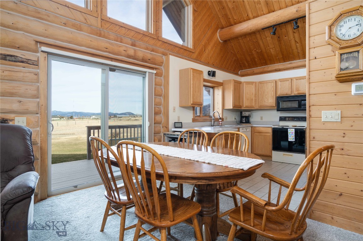 Cayuse Trail - Residential