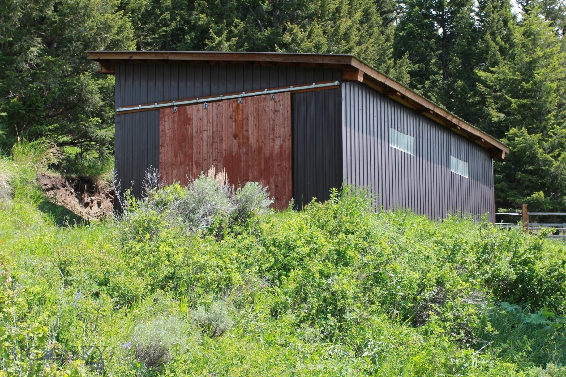 Grizzly Meadows - Residential