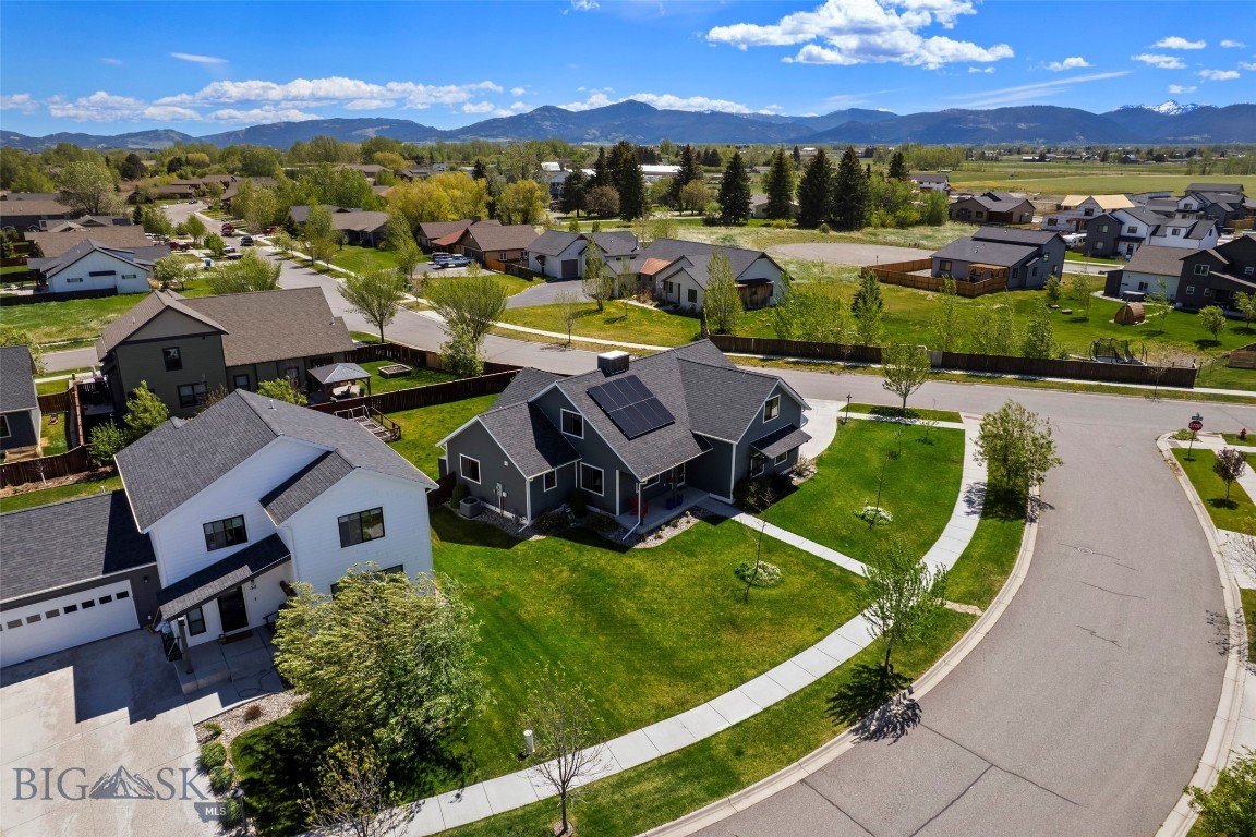 Falcon Hollow - Residential