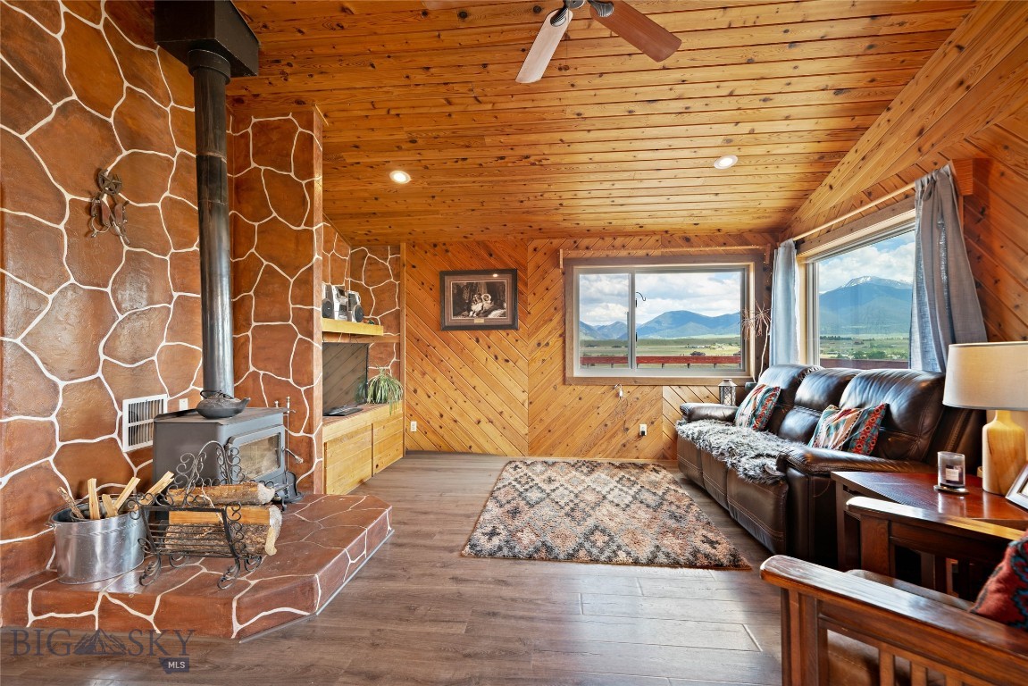 Paradise Ranch Tracts - Residential Income