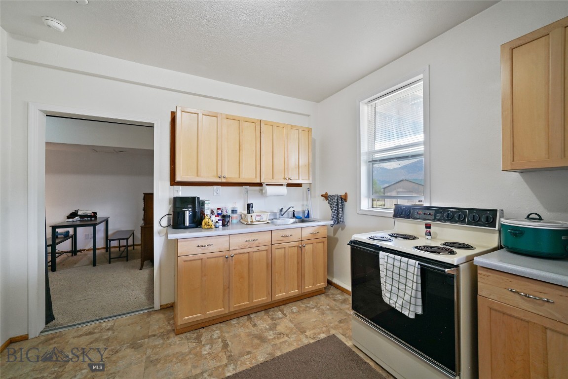 Paradise Ranch Tracts - Residential Income