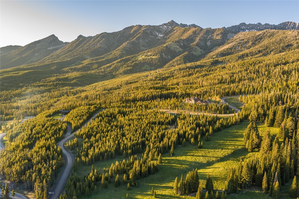 Strawberry Ridge - Land