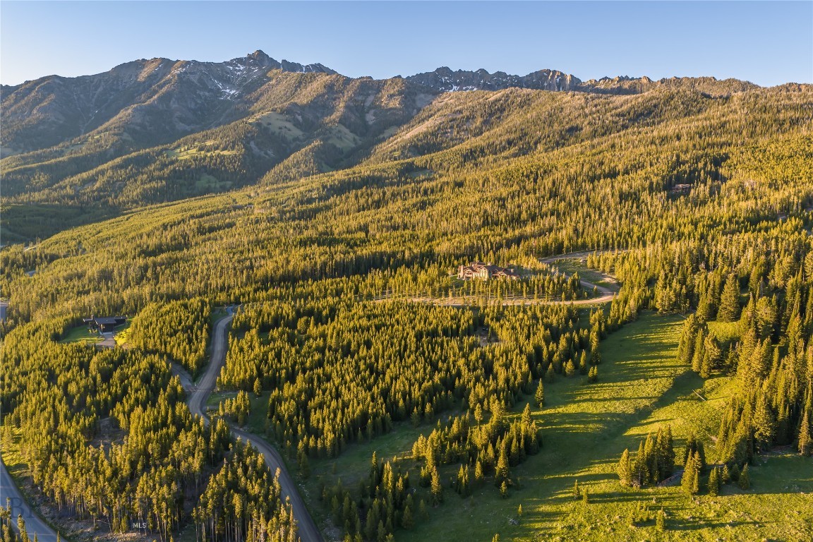 Strawberry Ridge - Land